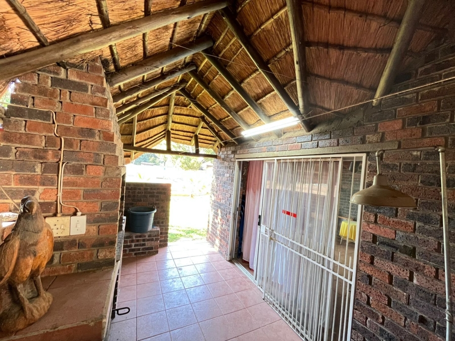4 Bedroom Property for Sale in Protea Park North West